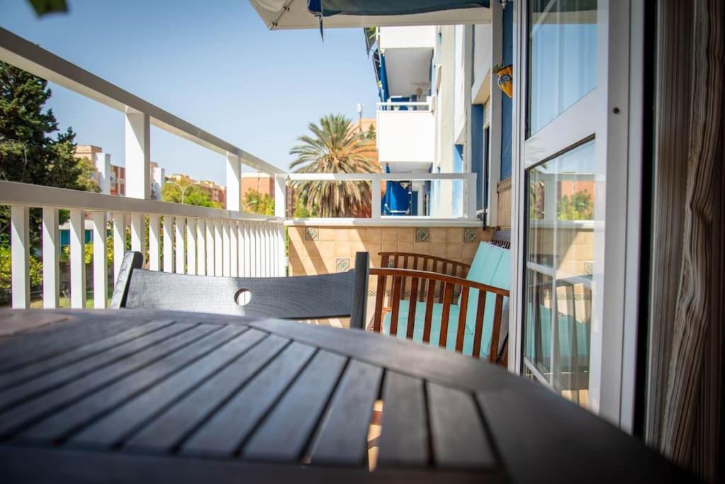 Appartement Piso Con Jardin à Málaga Extérieur photo