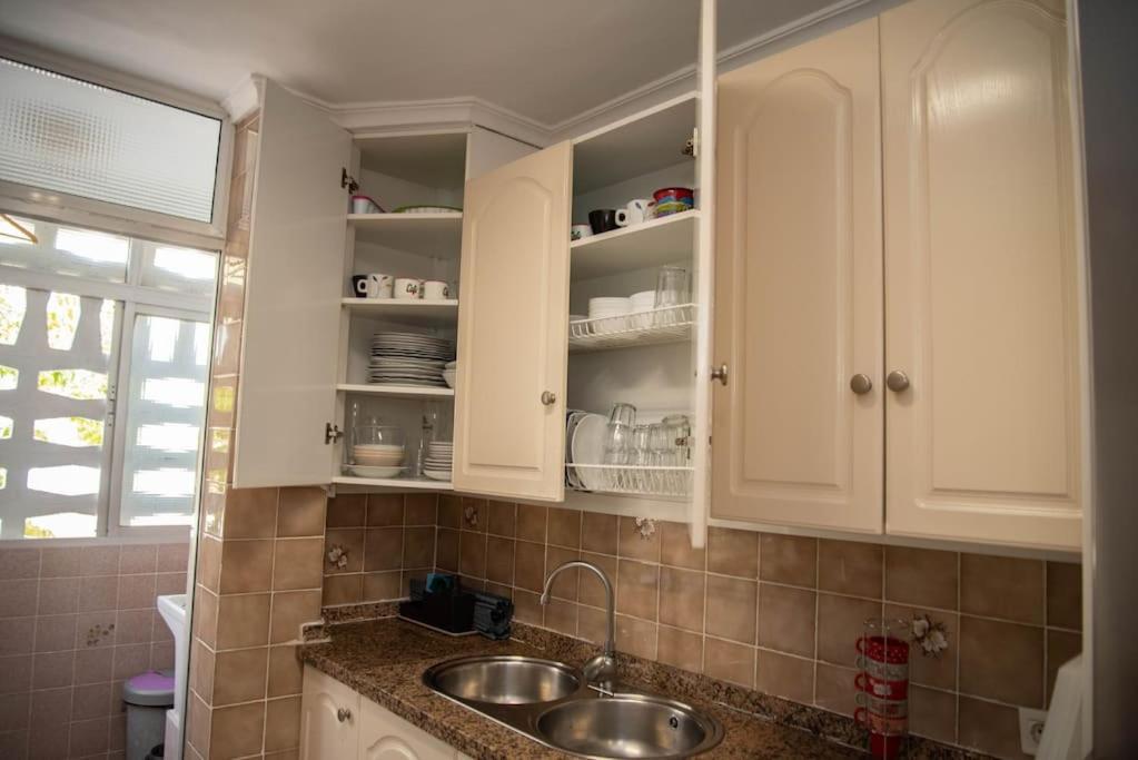 Appartement Piso Con Jardin à Málaga Extérieur photo
