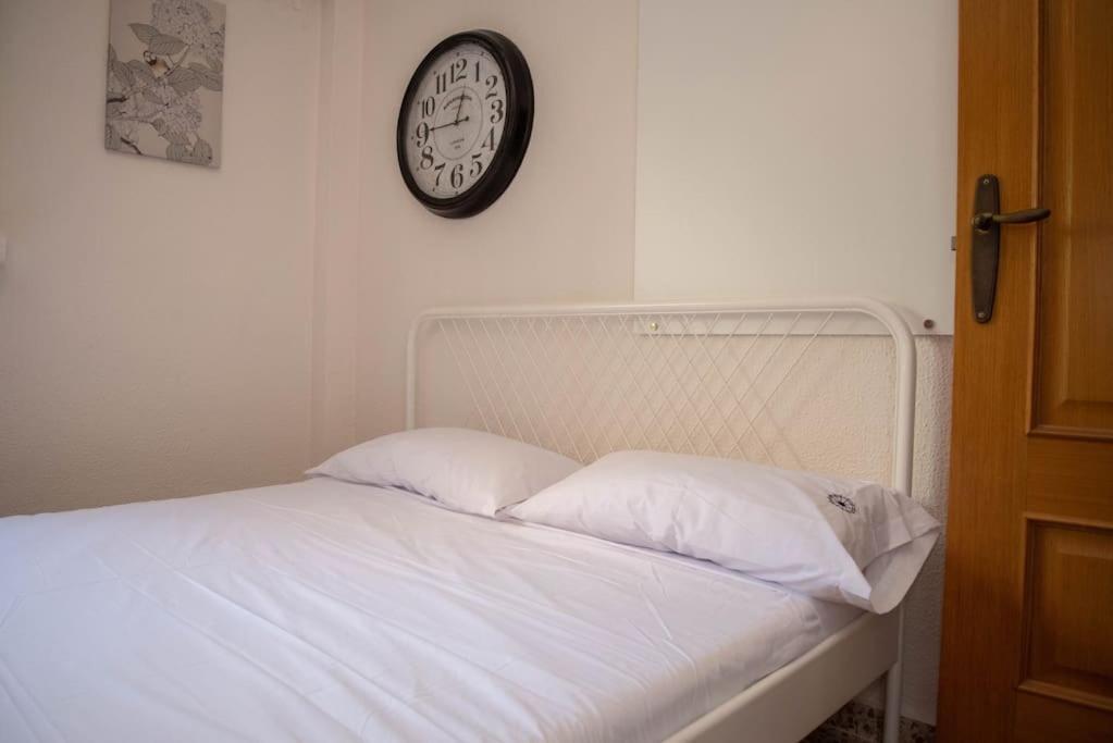 Appartement Piso Con Jardin à Málaga Extérieur photo